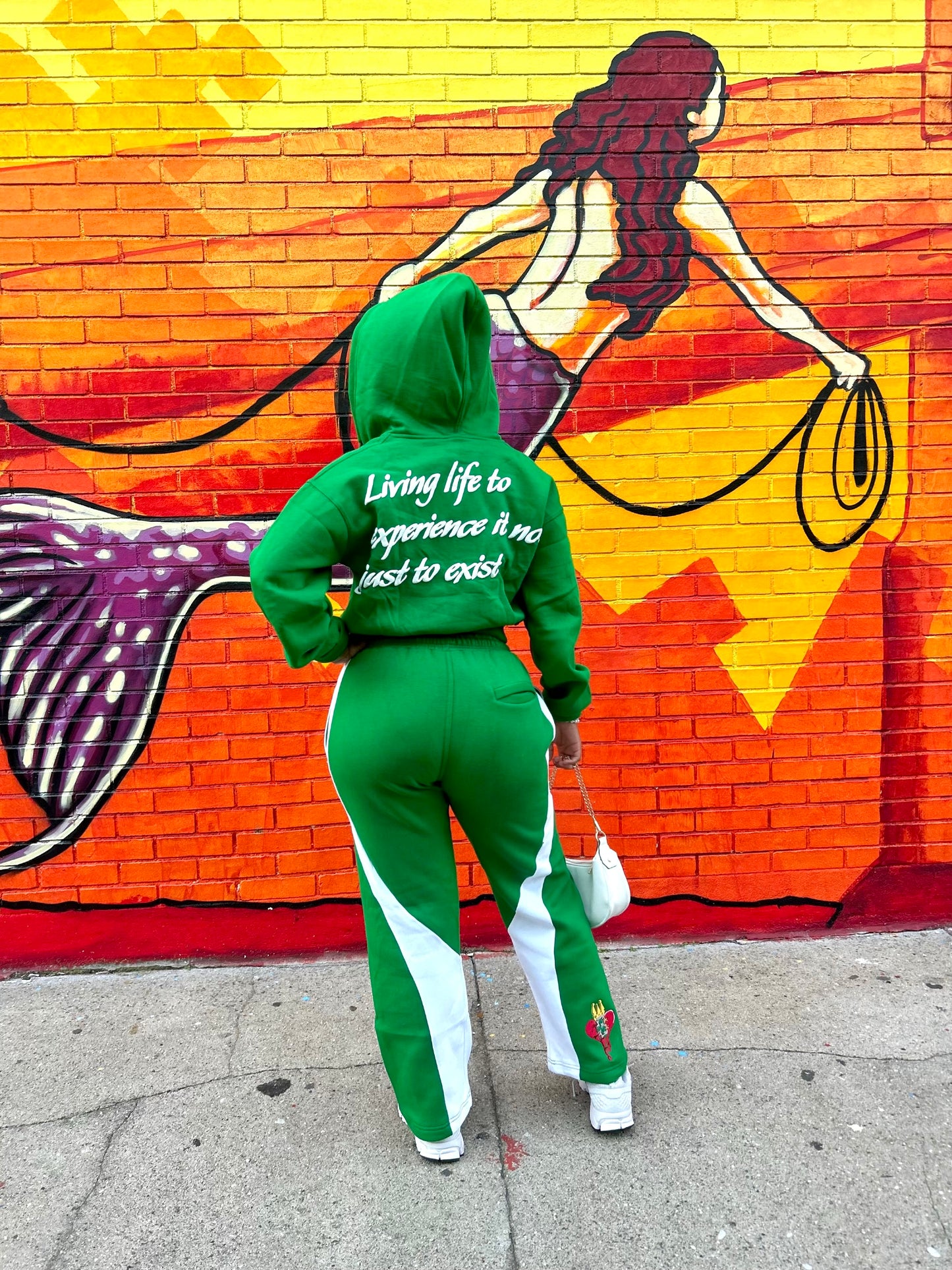 Women’s crop top sweatsuit