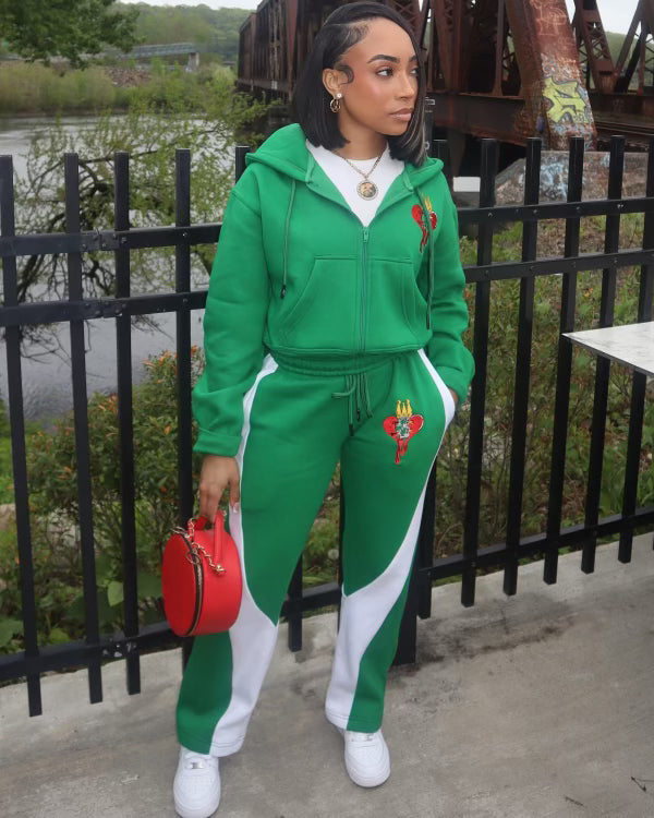 Women’s crop top sweatsuit
